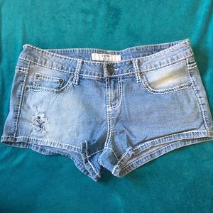 Piper &Blue size 11 jean shorts- low rise.